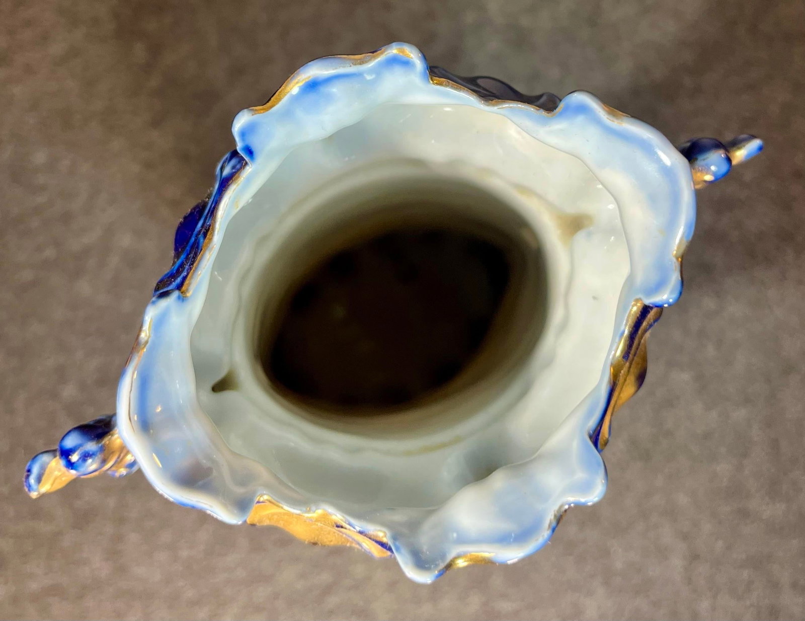 Fine Antique German Porcelain Hand Painted Handled Vase - 8