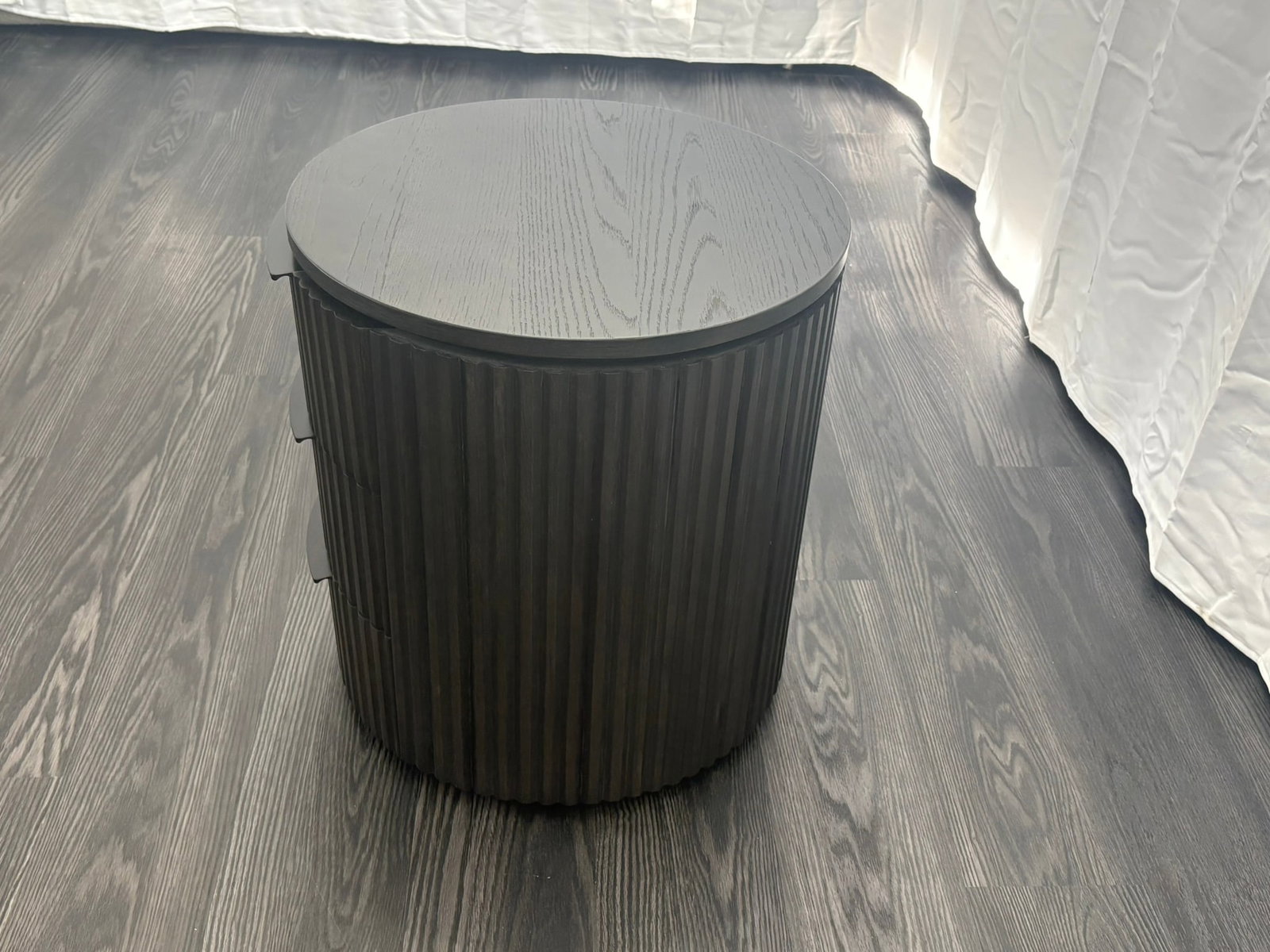 Rh Byron Closed Bedside Table - 20" - 10