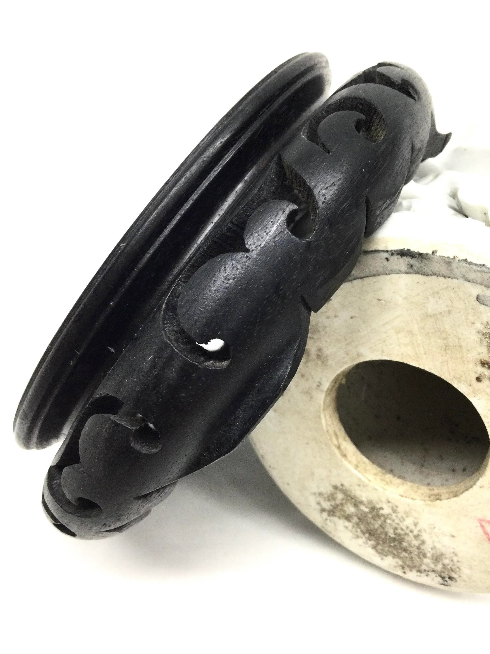 Vintage Chinese White Porcelain Guanyin - 10