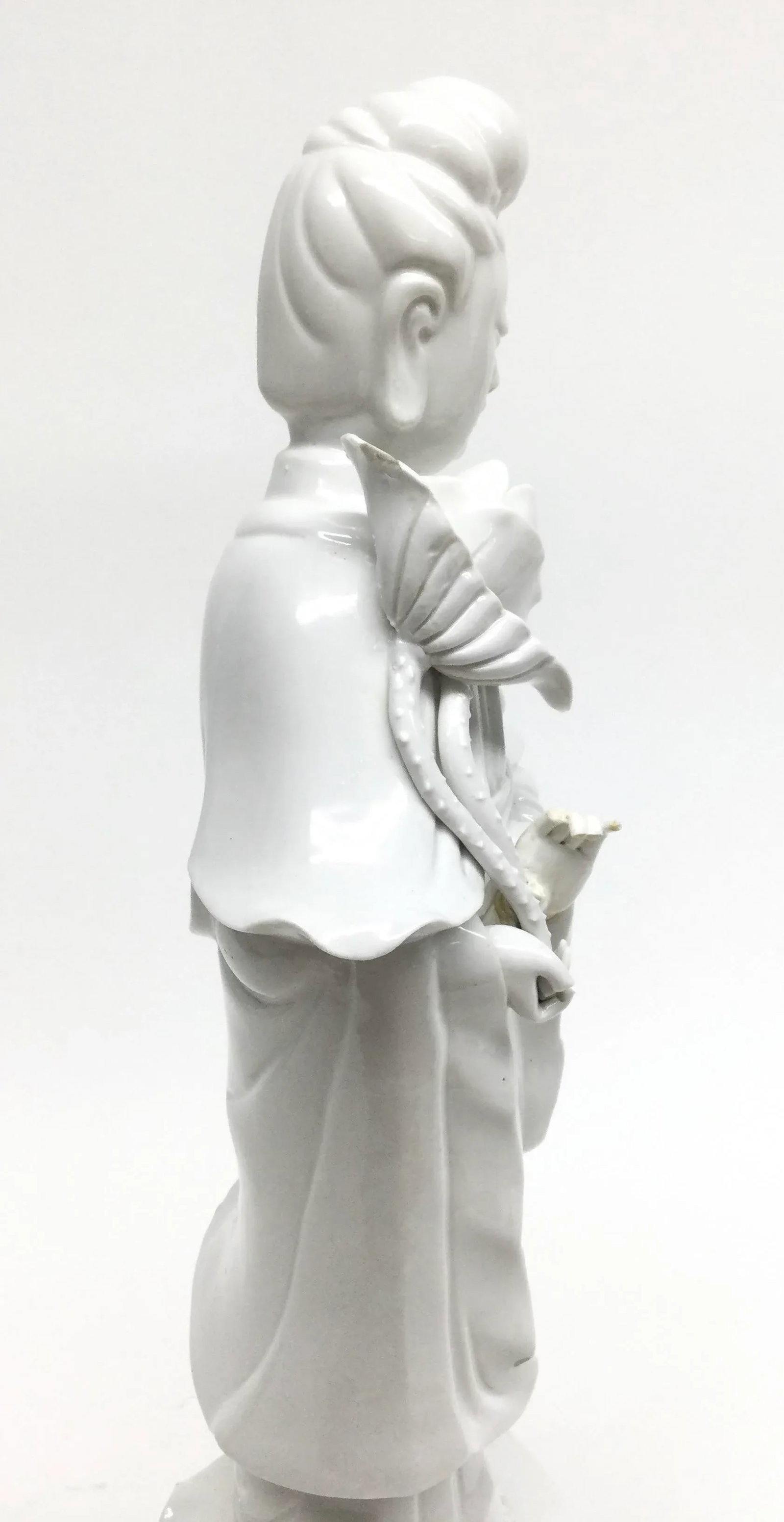 Vintage Chinese White Porcelain Guanyin - 6