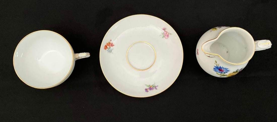 1980s Exceptional Set of Furstenberg "Ancestral Dresden" China - 71 Pieces - 14