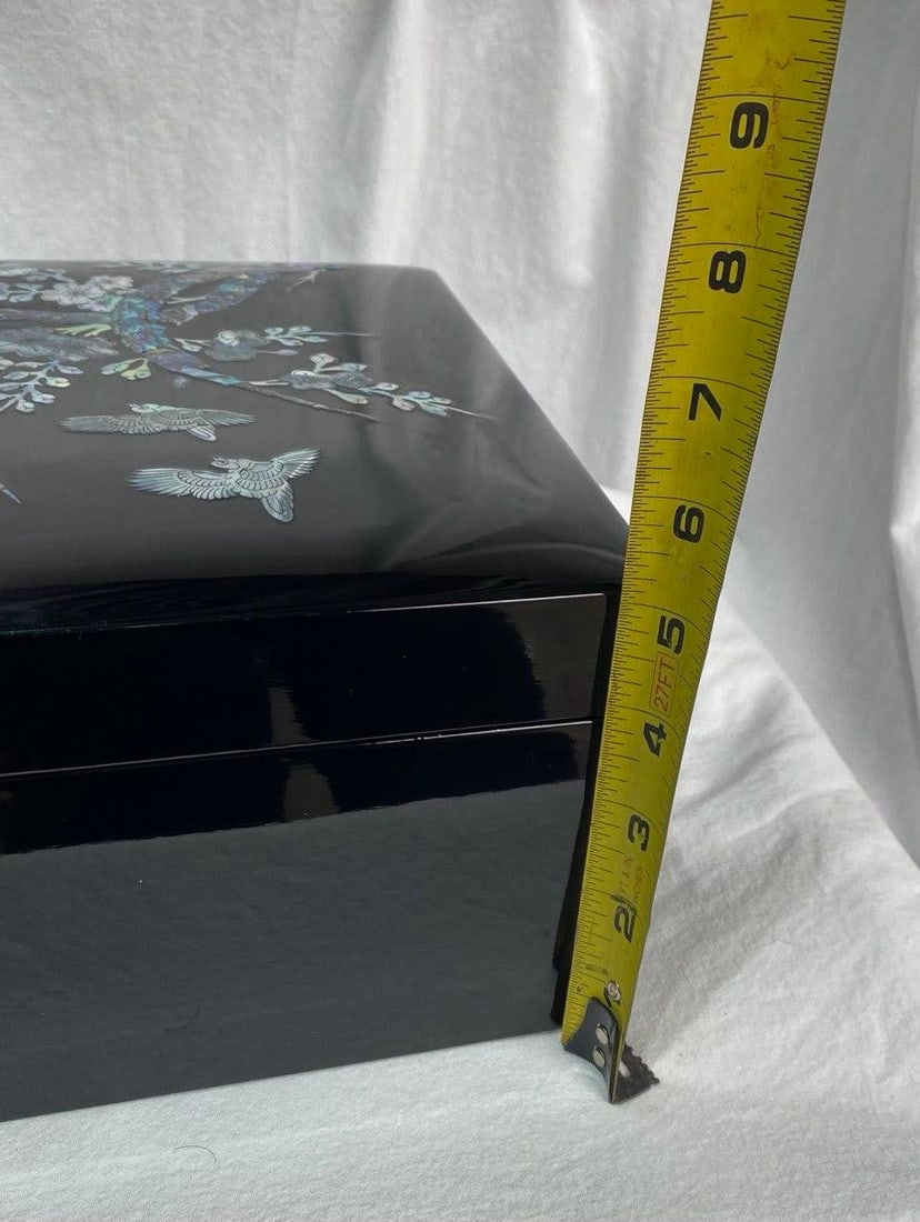 Late 20th Century Korean Mother-of-Pearl Lacquer Document Box With Birds & Blossoms - 15