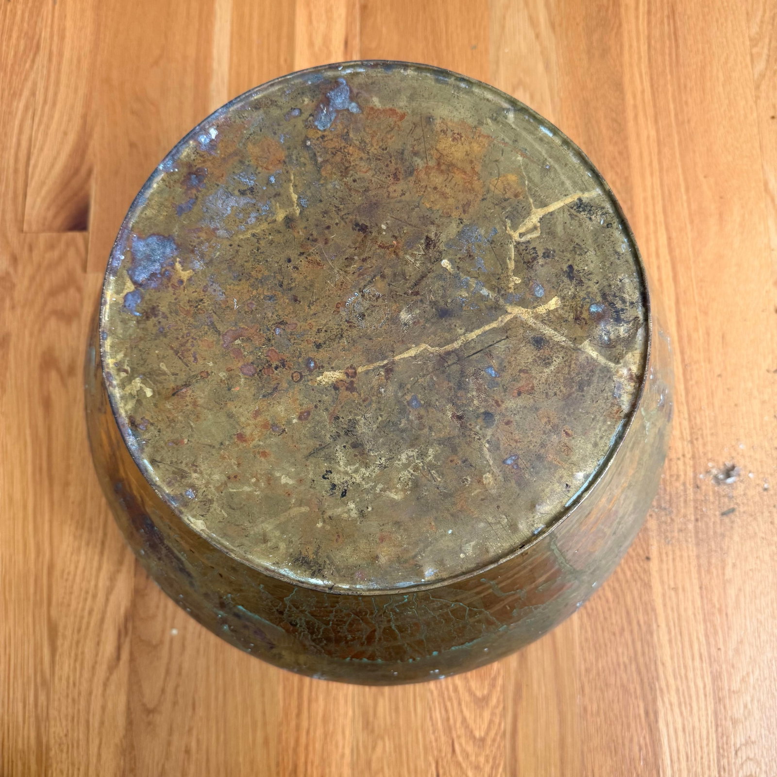 Antique Hand-Hammered Brass Vessel / Planter With Aged Patina - 7