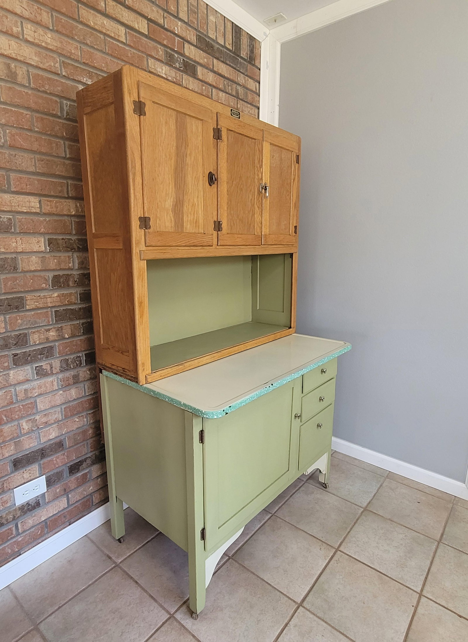 Antique Sellers "Kitcheneed" Hoosier Cabinet - Elwood, Indiana - Sage Green & Oak - 2