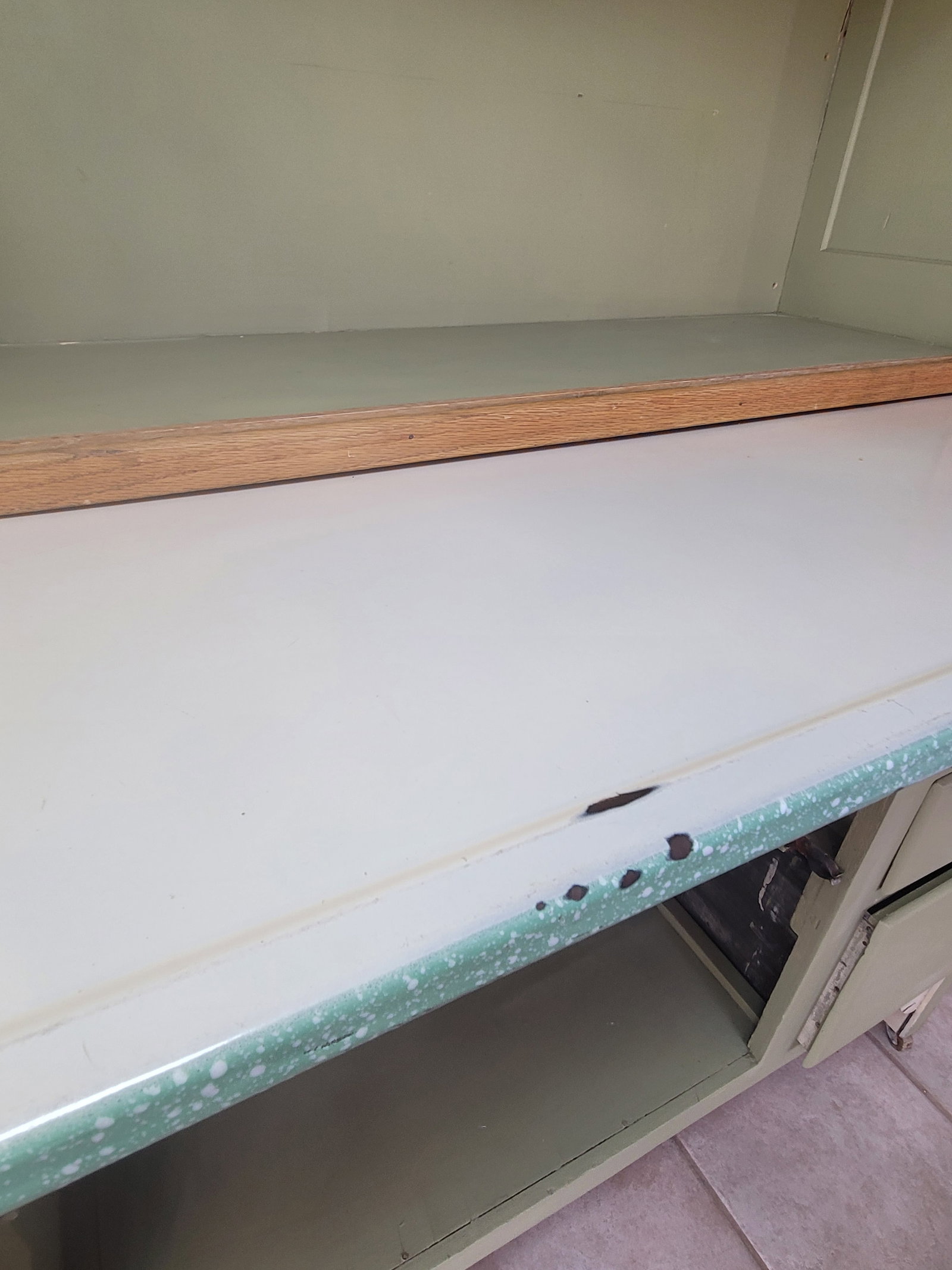 Antique Sellers "Kitcheneed" Hoosier Cabinet - Elwood, Indiana - Sage Green & Oak - 8