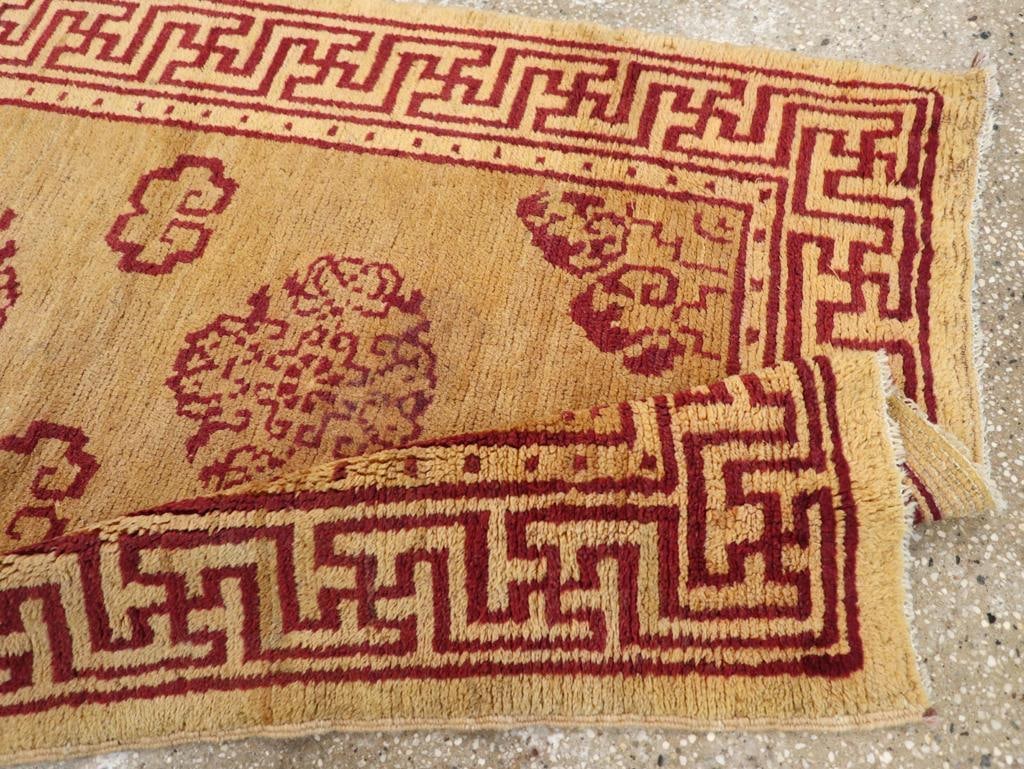 Galerie Shabab Collection Mid-20th Century Chinese Art Deco Throw Rug - 7