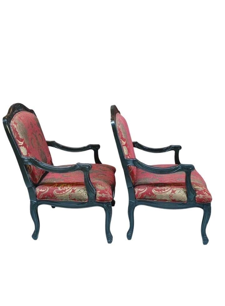 Step Into a World of Classic Elegance With This Magnificent Pair of Louis XV Style Armchairs. - 2
