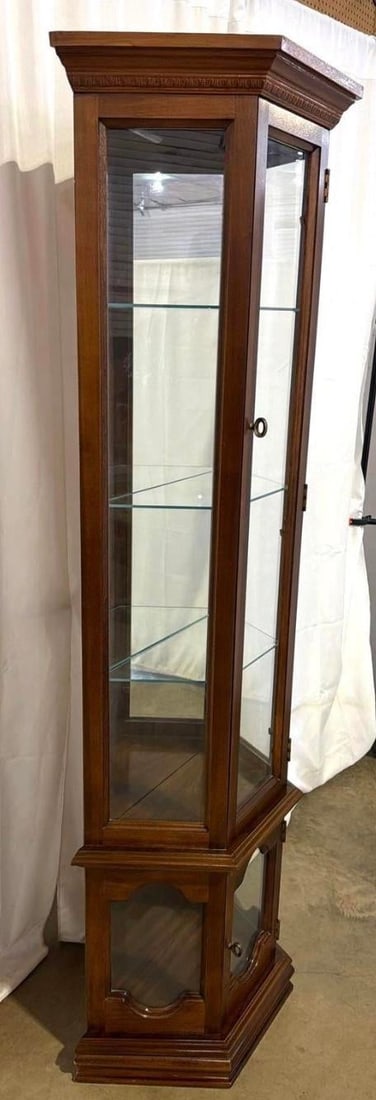 Mid 20th Century Pulaski Walnut Lighted Curio Cabinet - 3