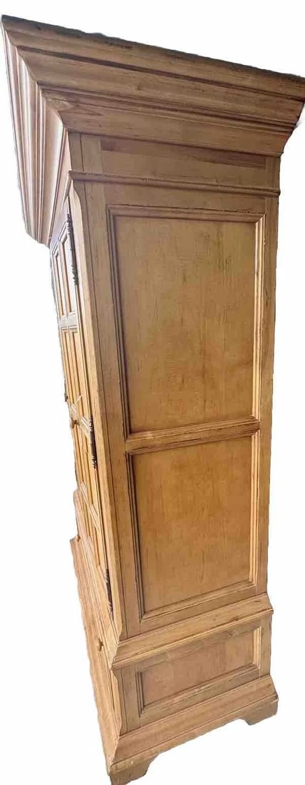 Drexel Heritage 'American Themes' Vintage Distressed Maple Armoire - Made in North Carolina in 1992 - 8