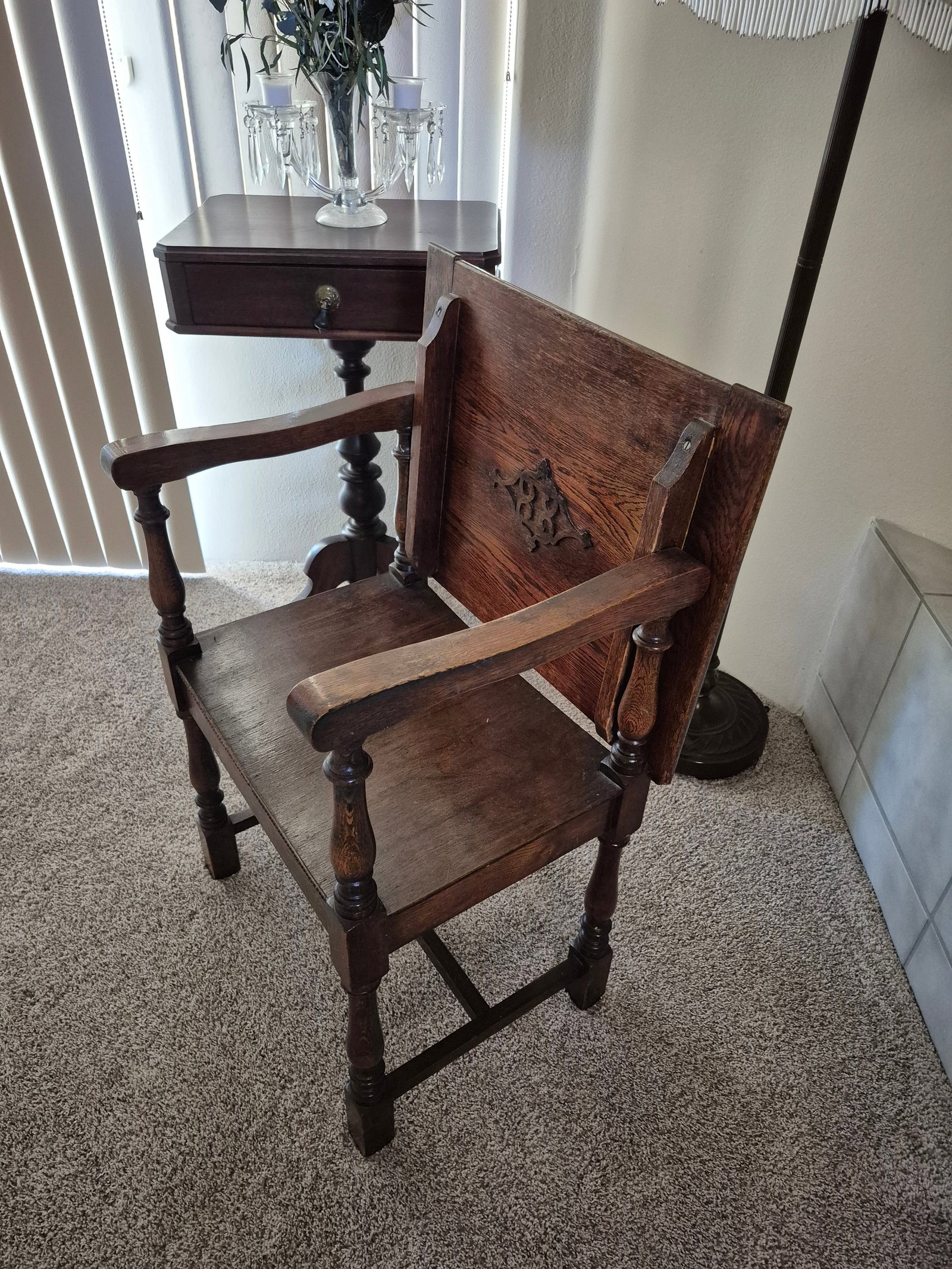 Early 20th Century Jacobean Wainscot Chair Monk's Table - 3