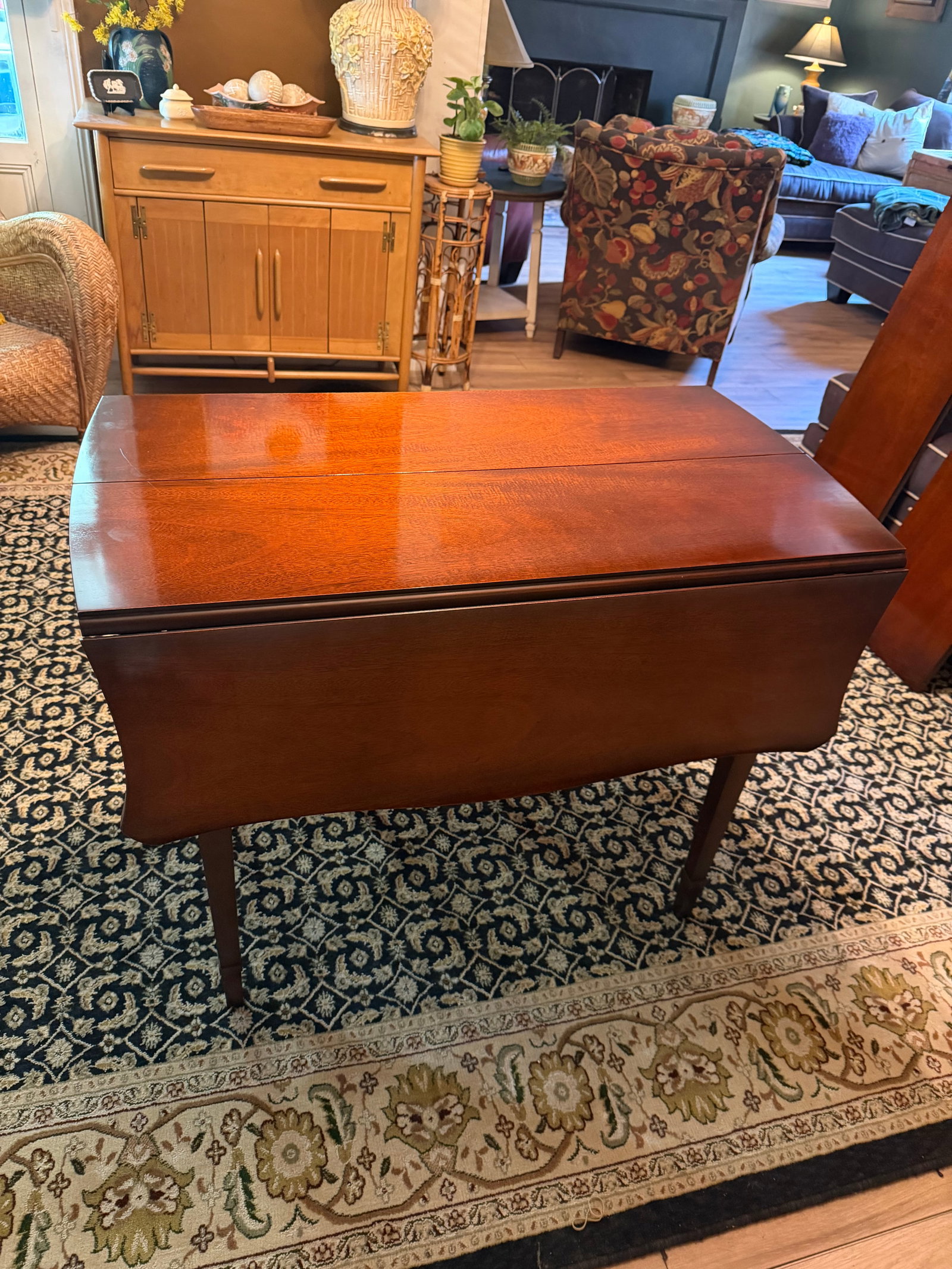 Vintage Drexel "Travis Court" Mahogany Drop-Leaf Dining Table No. 19635 - Includes 3 Leaves & Custom - 4