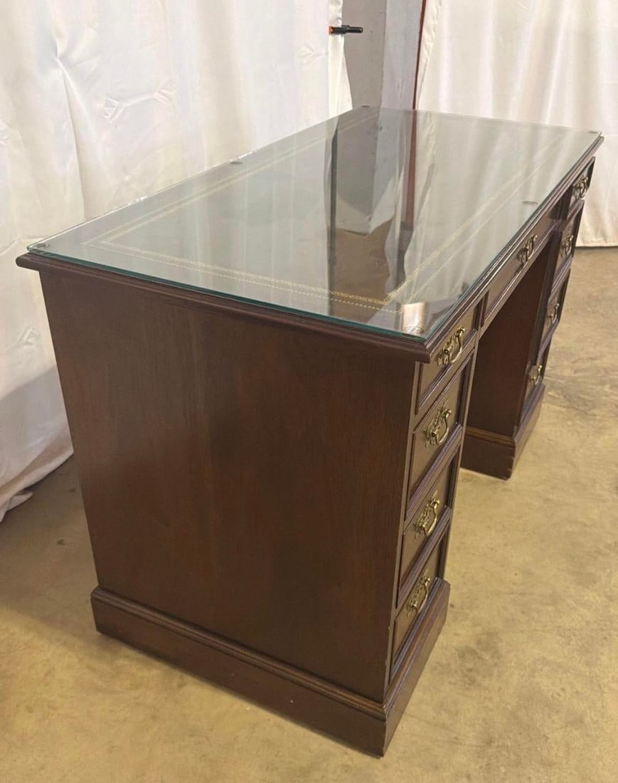 Vintage Sligh Furniture Chippendale Mahogany and Tooled Leather Top Partners Desk With Glass - 16