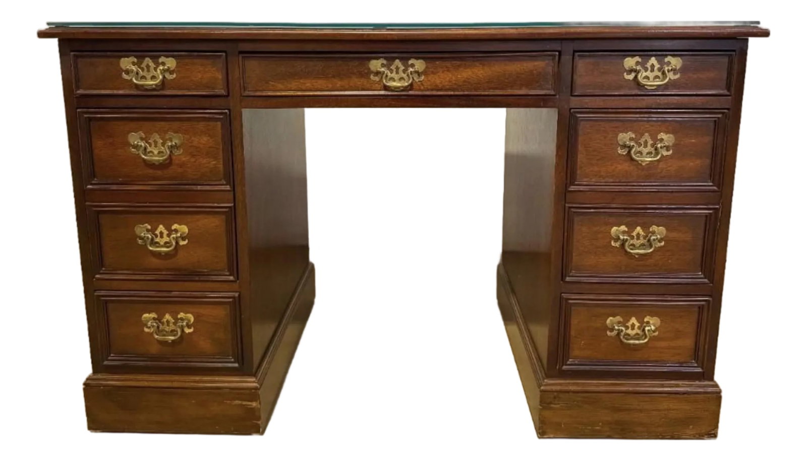 Vintage Sligh Furniture Chippendale Mahogany and Tooled Leather Top Partners Desk With Glass: Vintage Sligh Mahogany Leather Top Partners Desk With Glass. The desk has 7 drawers with brass handles. It measures 30"Hx 46"Wx 23"D. This is a local Northeast Pennsylvania estate find. Condition: Alt