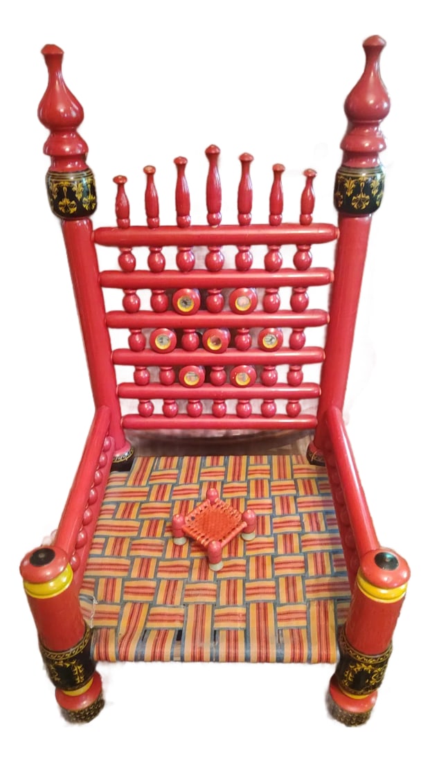 Vintage Pakistani Punjabi Tribal Wedding Chair & Wooden Charpai Cot: Vintage Pakistani Punjabi tribal wedding chairs and traditional wooden charpai cots are iconic pieces of South Asian furniture, celebrated for their rich craftsmanship and cultural heritage. They