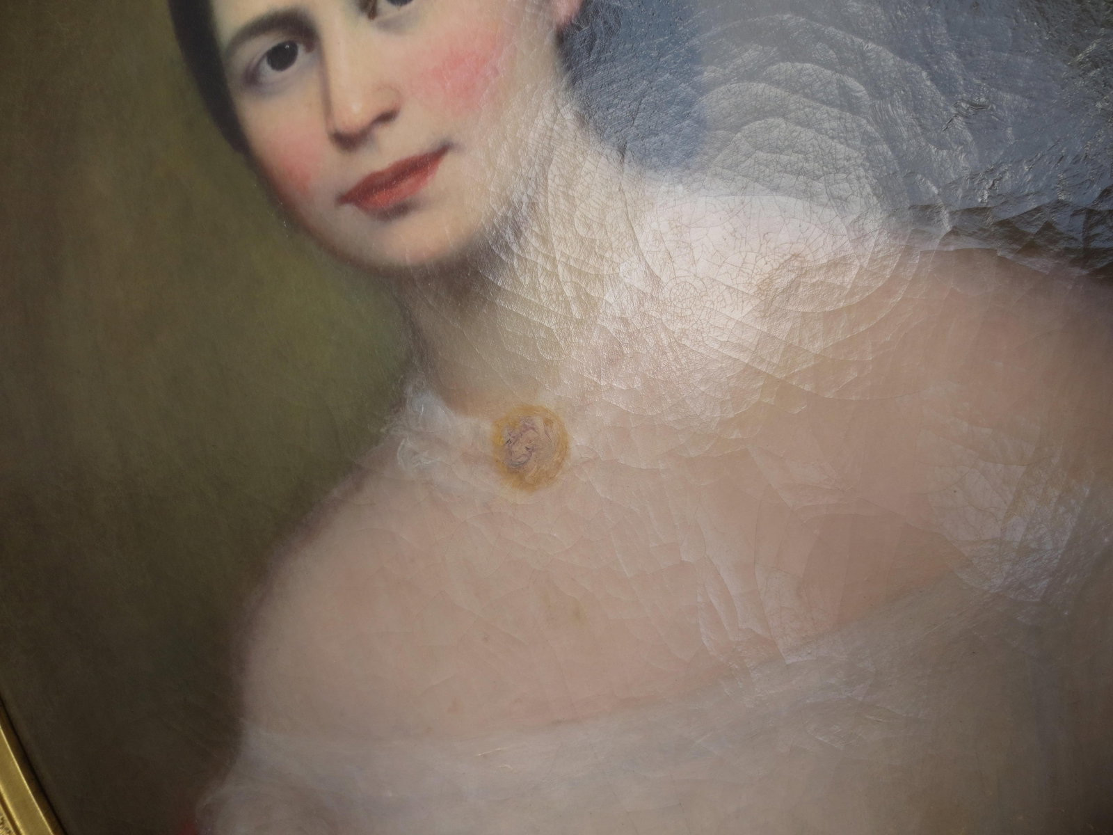 Mid-19th Century Ladies Portrait in Period Frame - 2
