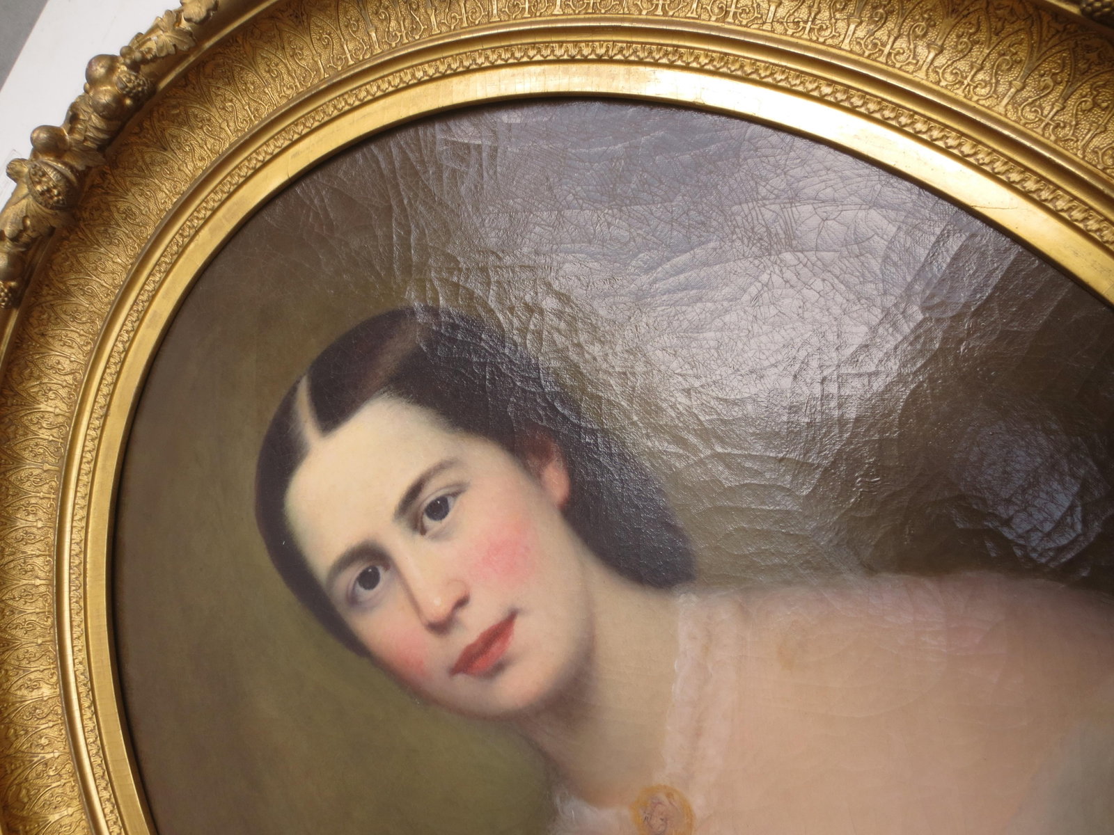 Mid-19th Century Ladies Portrait in Period Frame - 5