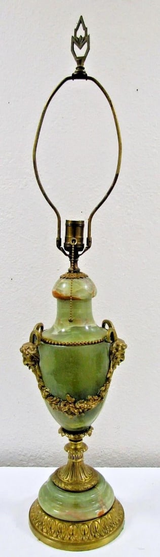 Antique French Neoclassical Green Onyx and Gilt Bronze Garland and Satyr Mounts Table Lamp - 2