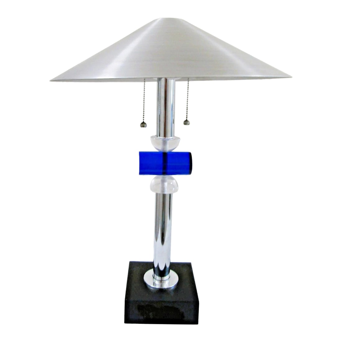 1970s Van Teal Mid-Century Modern Lucite, Chrome and Brushed Aluminum Table Lamp: Hivo Van Teal Mid-Century Modern Lucite, Chrome and Brushed Aluminum Twin Socket Table Lamp Van Teal circa 1970, this geometric style clear and blue Lucite chrome table lamp on a black wood base. Doub