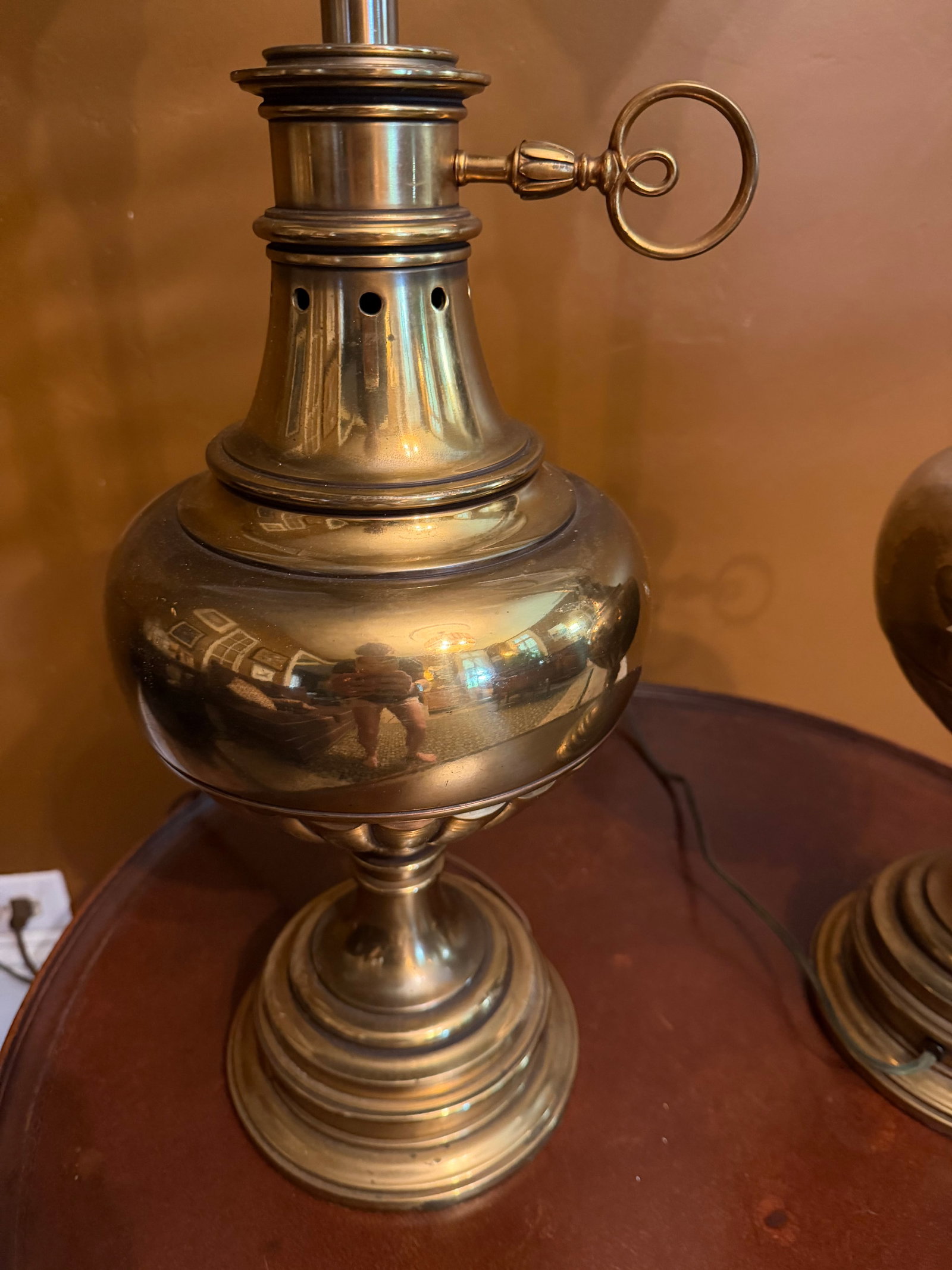 Pair Vintage Stiffel Brass Oil Lamp Style W/ Milk Glass Hollywood Regency Table Lamps W/ Additional - 10