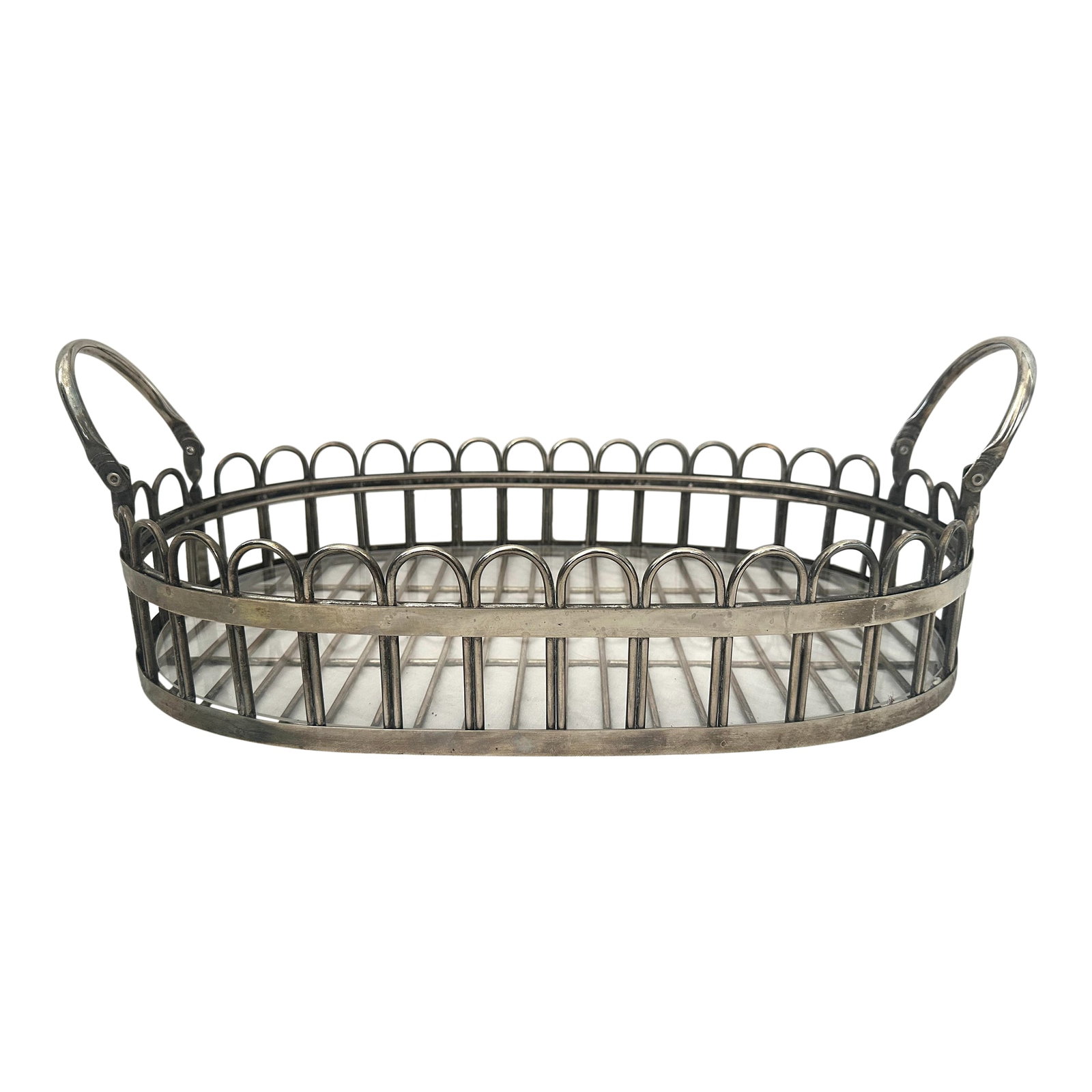 Vintage Godinger Silver Scalloped Edge Tray: Vintage Godinger Silver Scalloped Serving Tray with removable plastic liner. Handles can rotate inward for storing. Perfect tray for a Garden Party or any Occassion. '19.25in w x 12.25in d x 4.25in h