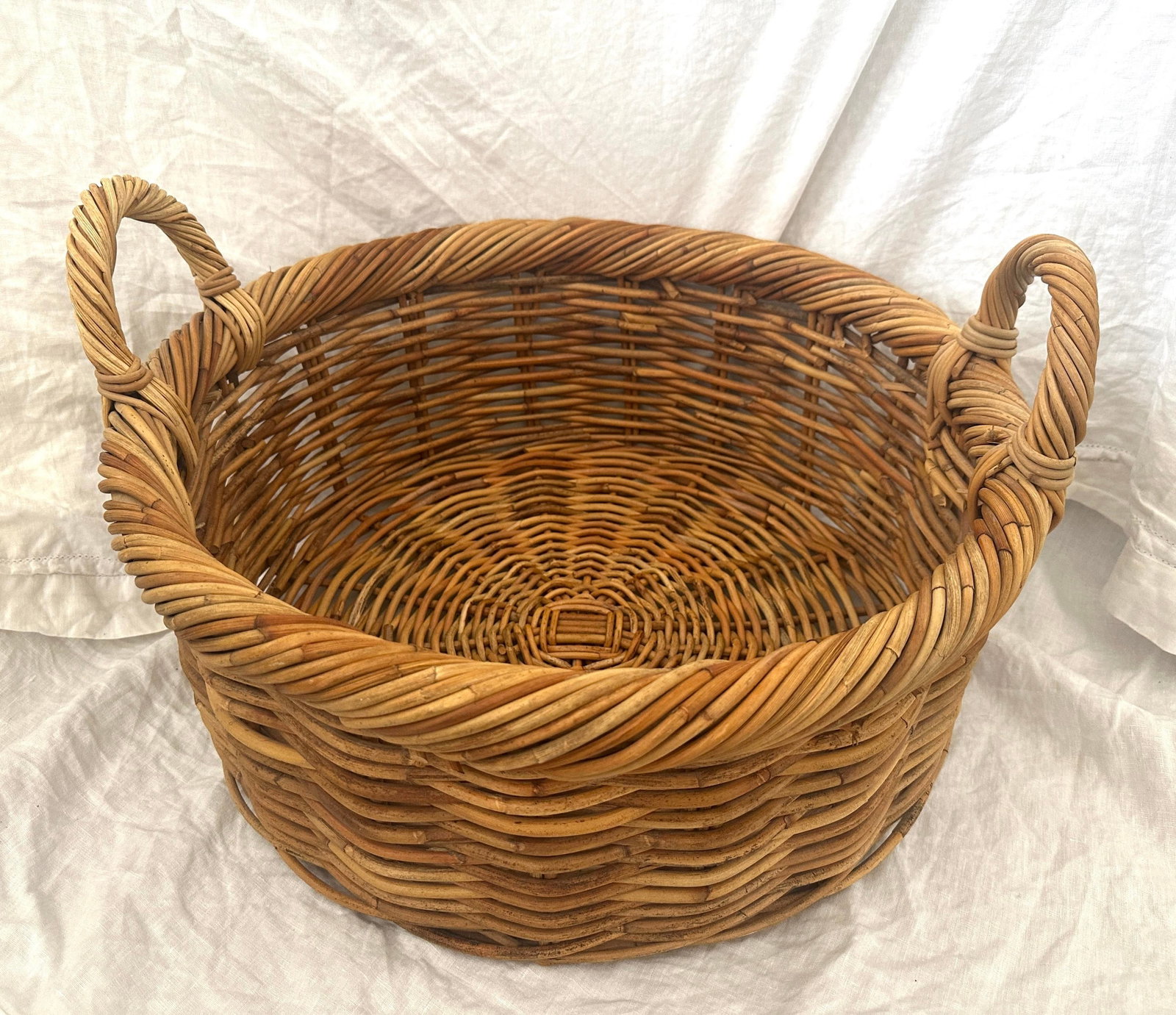Rustic European Woven Rattan/Wicker Gathering Basket - 3