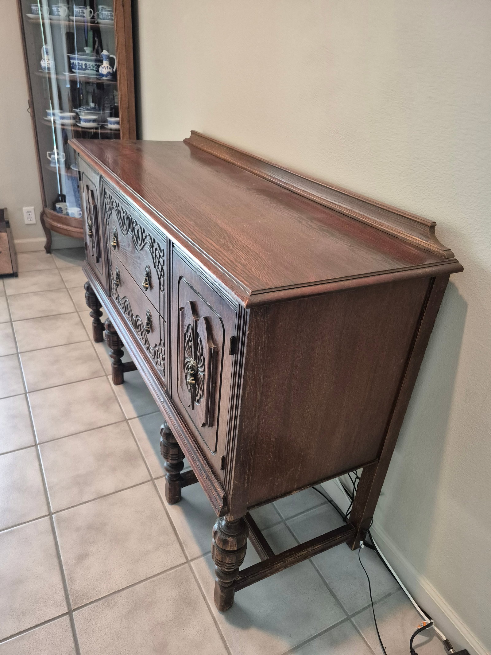 1920s Oak Jacobean Revival Buffet Sideboard - 3