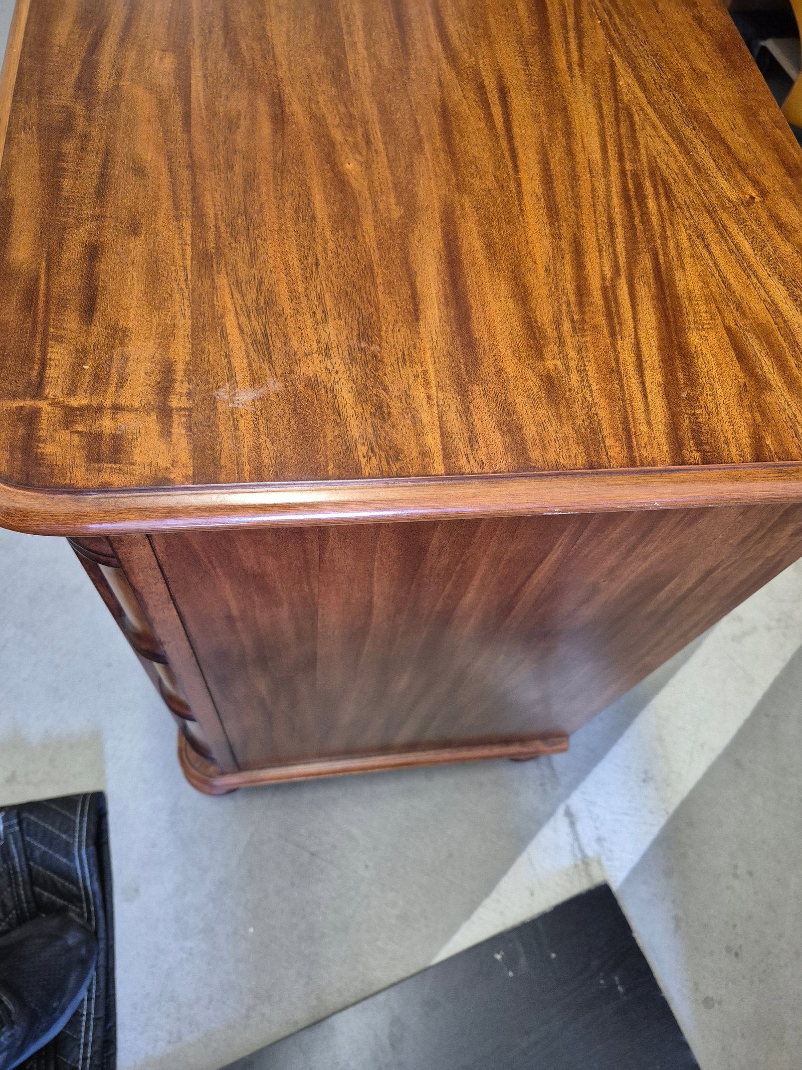 Magnussen Palm Bay Style 3-Drawer Nightstand - 3