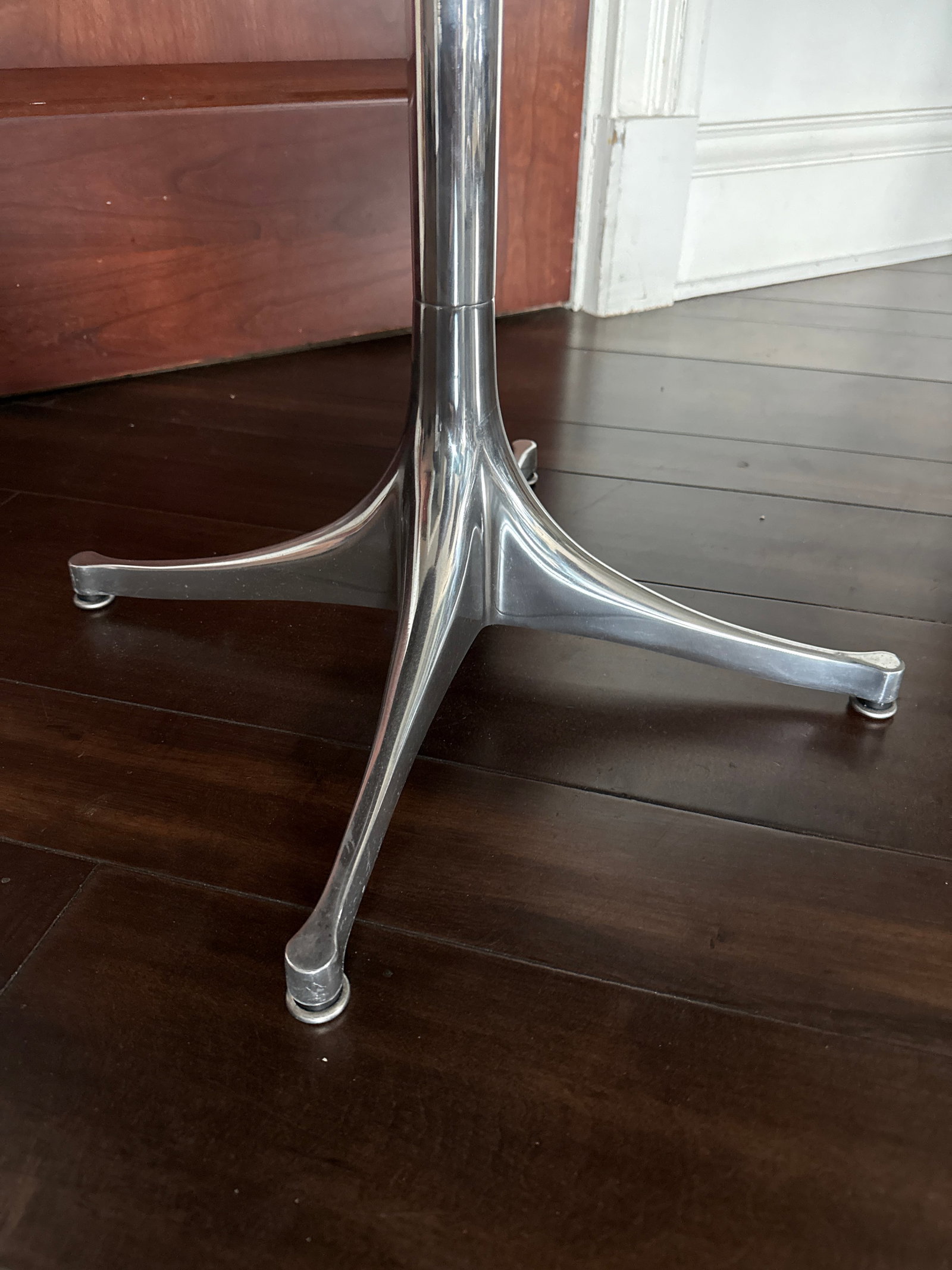 Herman Miller George Nelson Swag Leg Occasional Table - 4