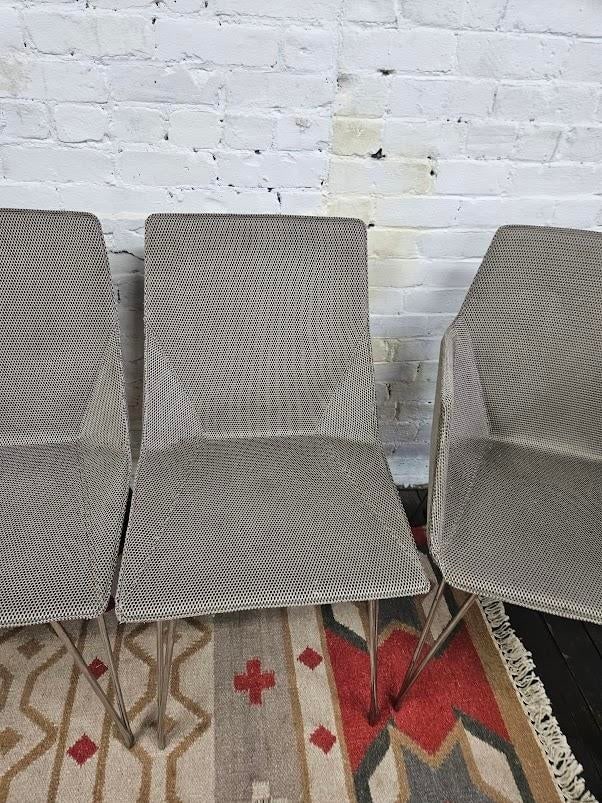 Late 20th Century Set of 4 Ligne Roset Dining Chairs - Stone Grey Mesh & Silver Legs - 2