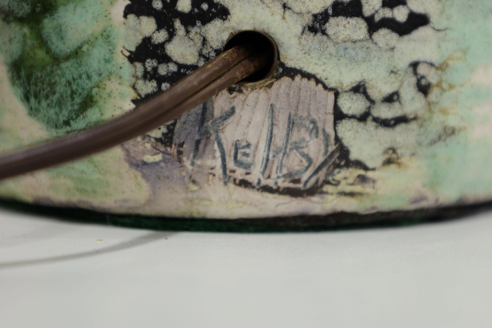 1960s Kelby Ceramic Table Lamp in Black, Green and Off-White Abstract Pattern - 3