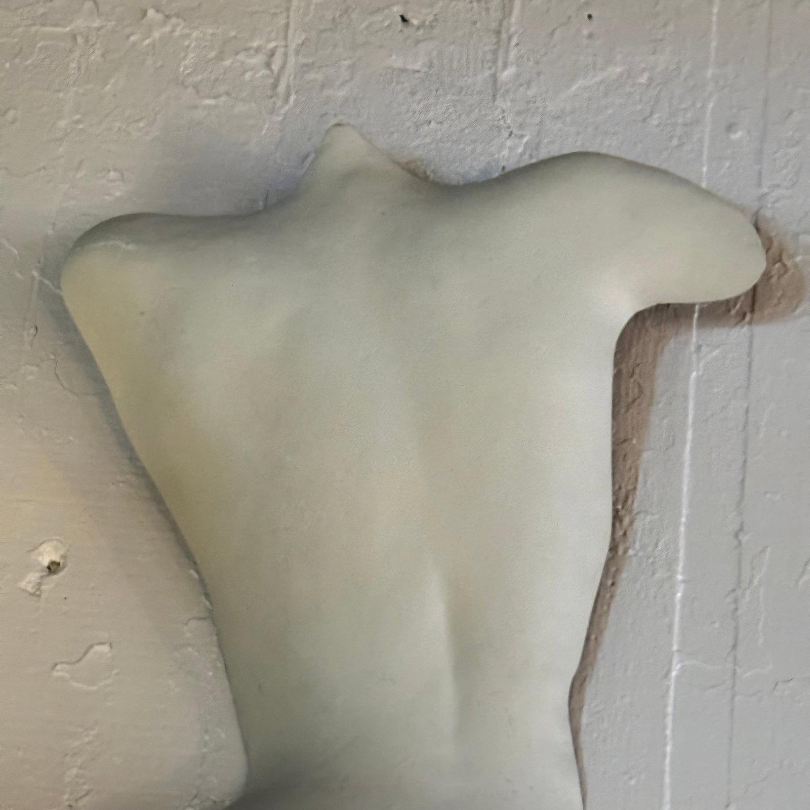 Mid 20th Century Classical Greek/Roman Female Backside Torso Half-Shell Relief Sculpture - 4