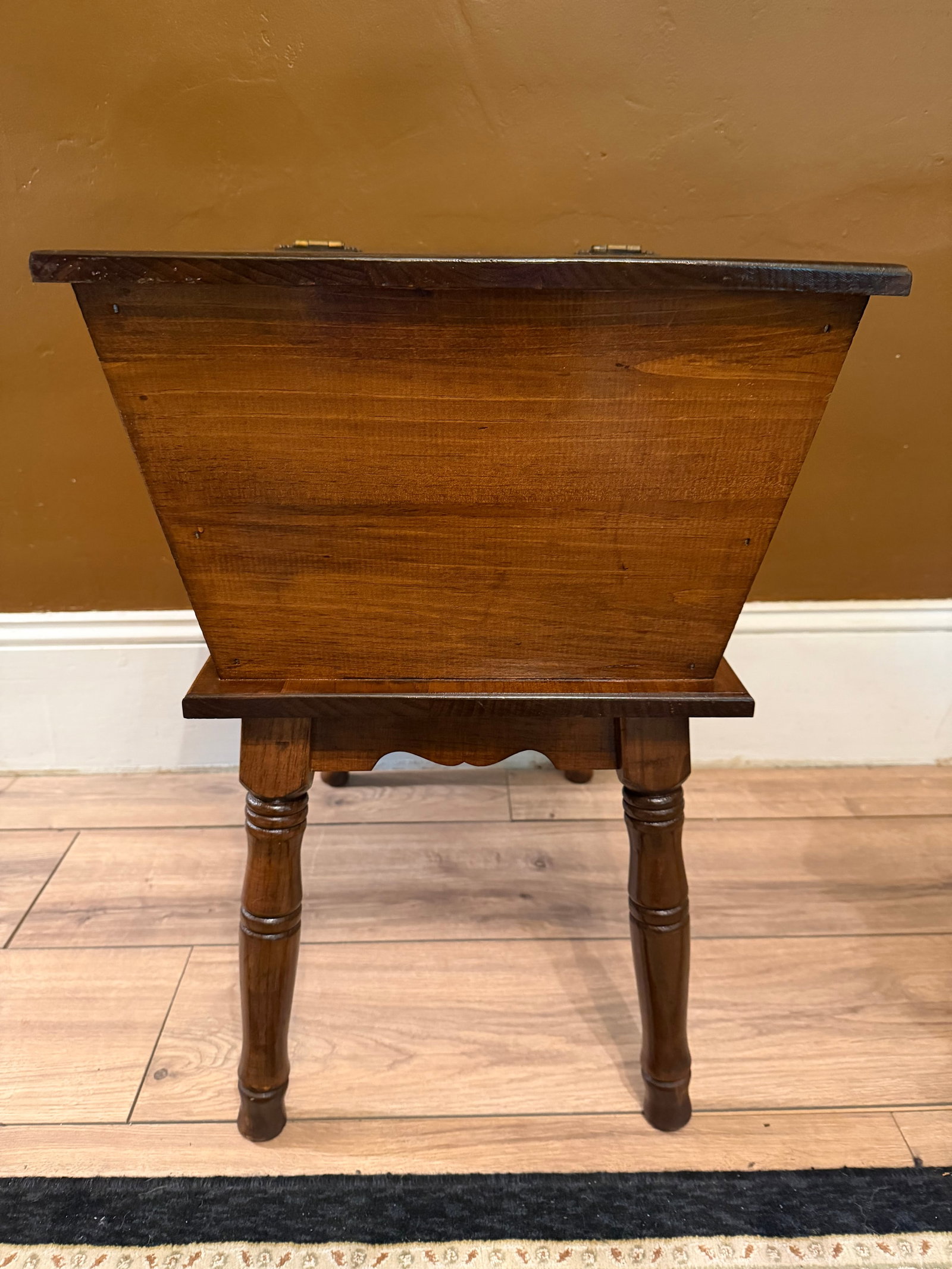 1977 Ethan Allen "Old Tavern" Solid Pine Dough Box End Table With Storage - 10