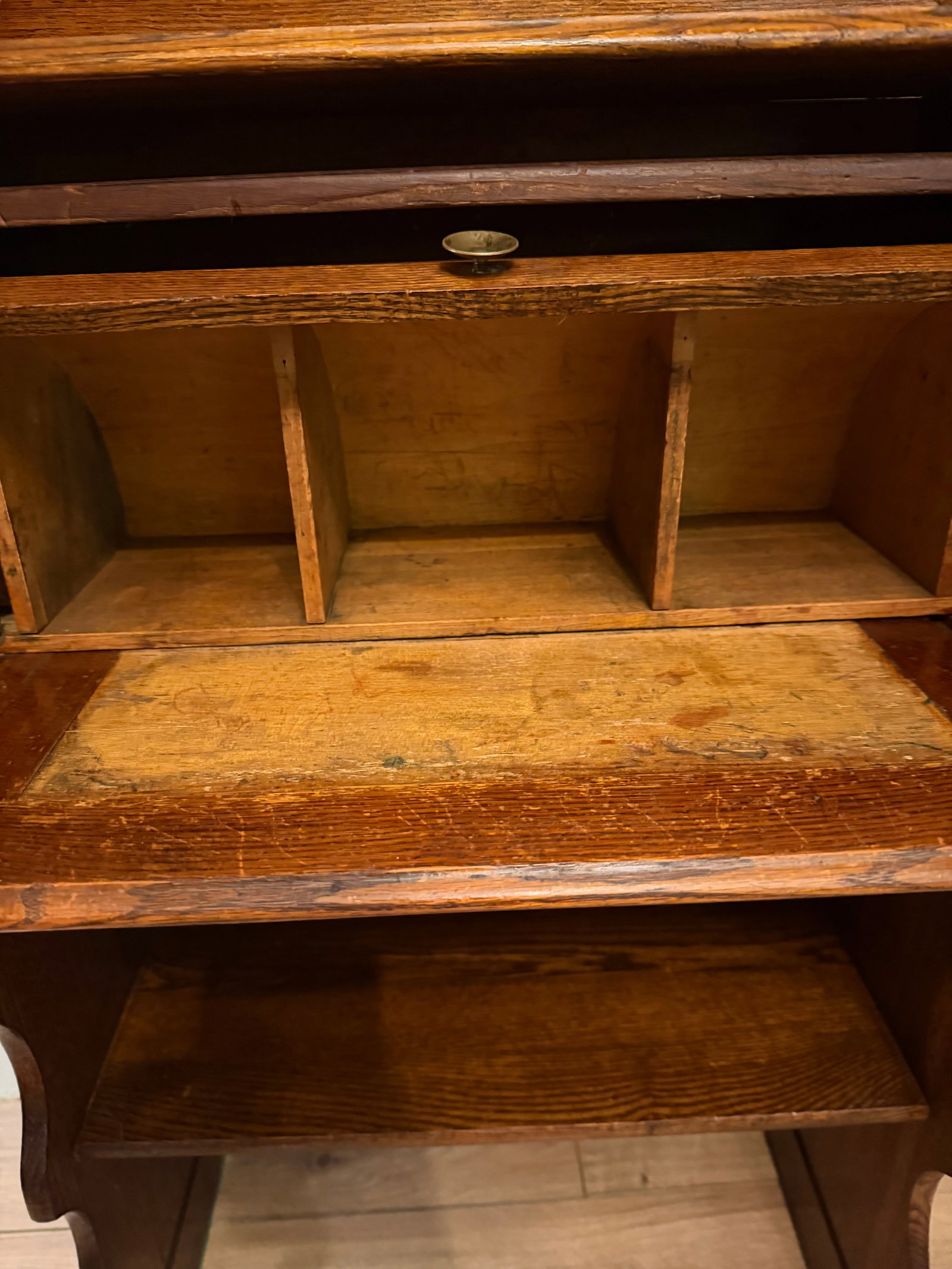 Antique Quarter Sawn Solid Oak Child's Roll Top Trestle Desk - Original Brass - 8