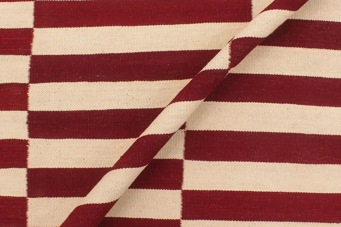 Early 21st Century Bohemian Kilim Beige Red Wool Rug - 7