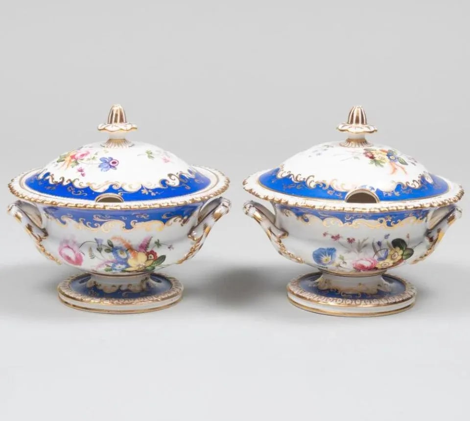 19th Century English Blue Border Porcelain Dessert Service- 16 Pieces - 10