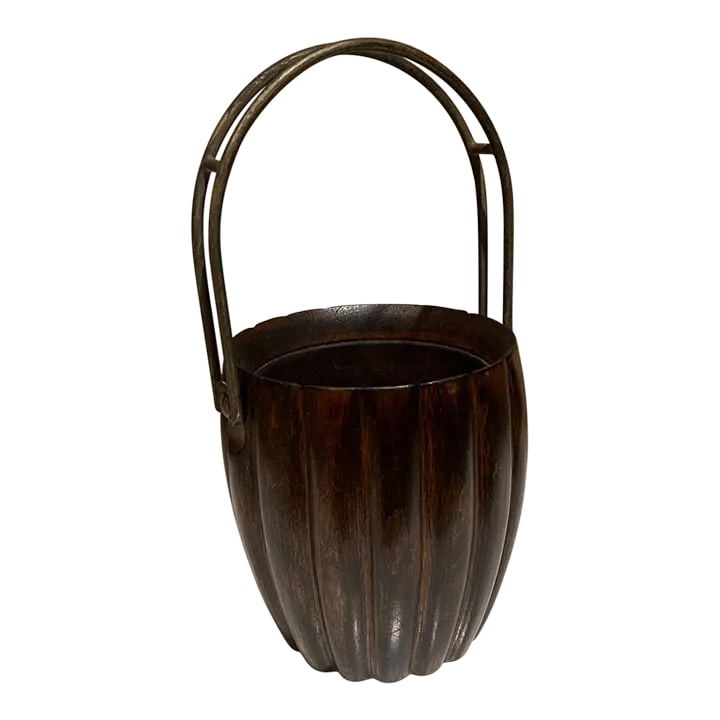 1950s Aldo Tura Macabo Cusano Wood Basket Brass Handle Milano Italy: For your consideration, a 1950s Aldo Tura Macabo Cusano wood basket. Designed by the legendary Italian modernist master Aldo Tura. Produced in Milan, Italy by Macabo Cusano. Features an organic, verti