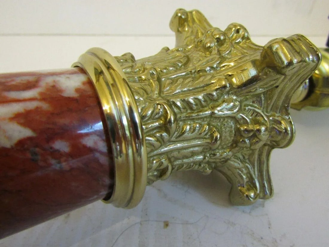 1980s Griotte Red Marble and Brass Corinthian Table Lamp With Lampshade - 8