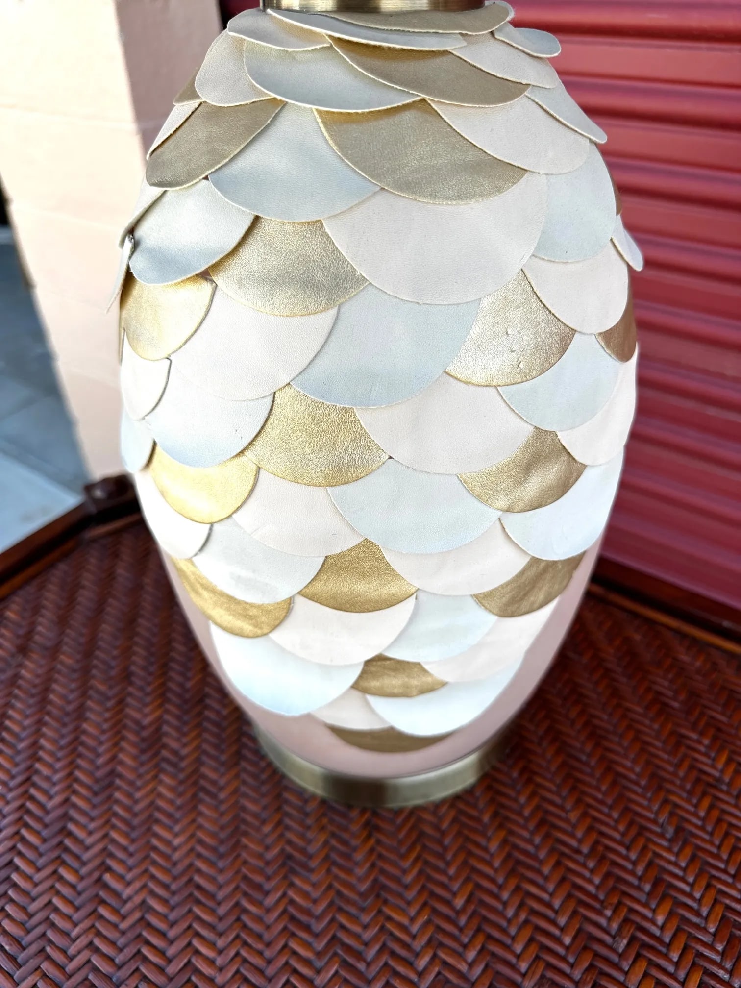 Vintage Peach W/Metallic Leather Table Lamp W/Shade - 3