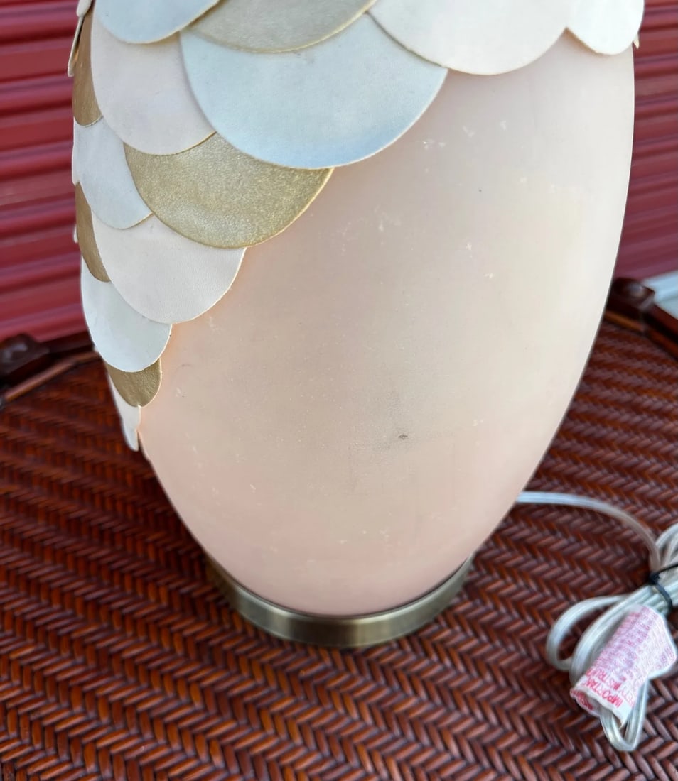 Vintage Peach W/Metallic Leather Table Lamp W/Shade - 9