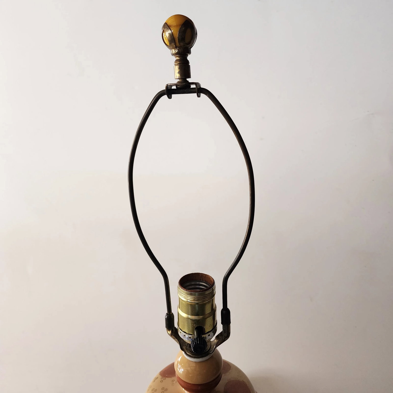 Mid Century Fujita Kutani Chrysanthemum Lamp and Ball Finial - 4