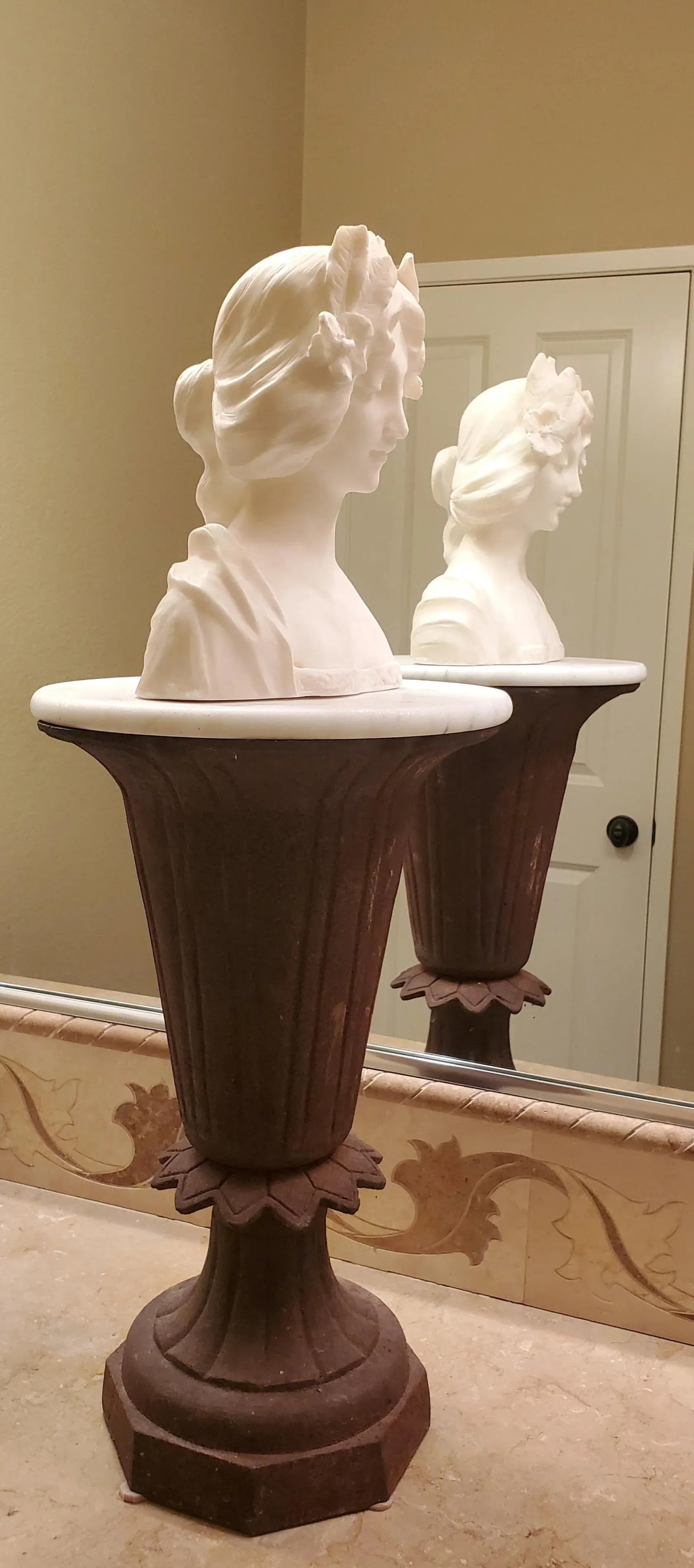 Early 20th Century M. Marini Italian Marble Bust of a Young Woman - 5