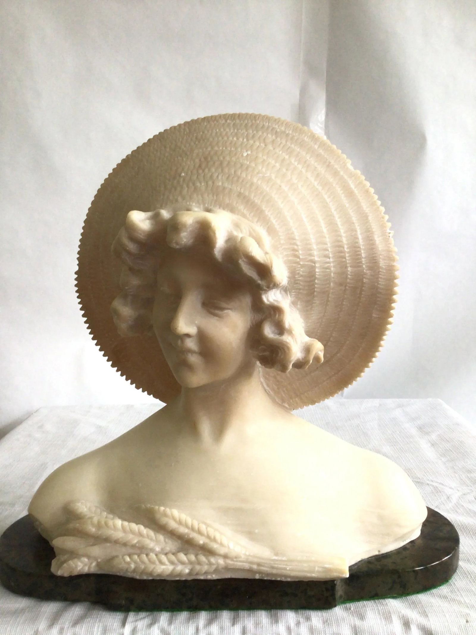 1940s Alabaster Bust Of A Young Woman On A Marble Base - 5