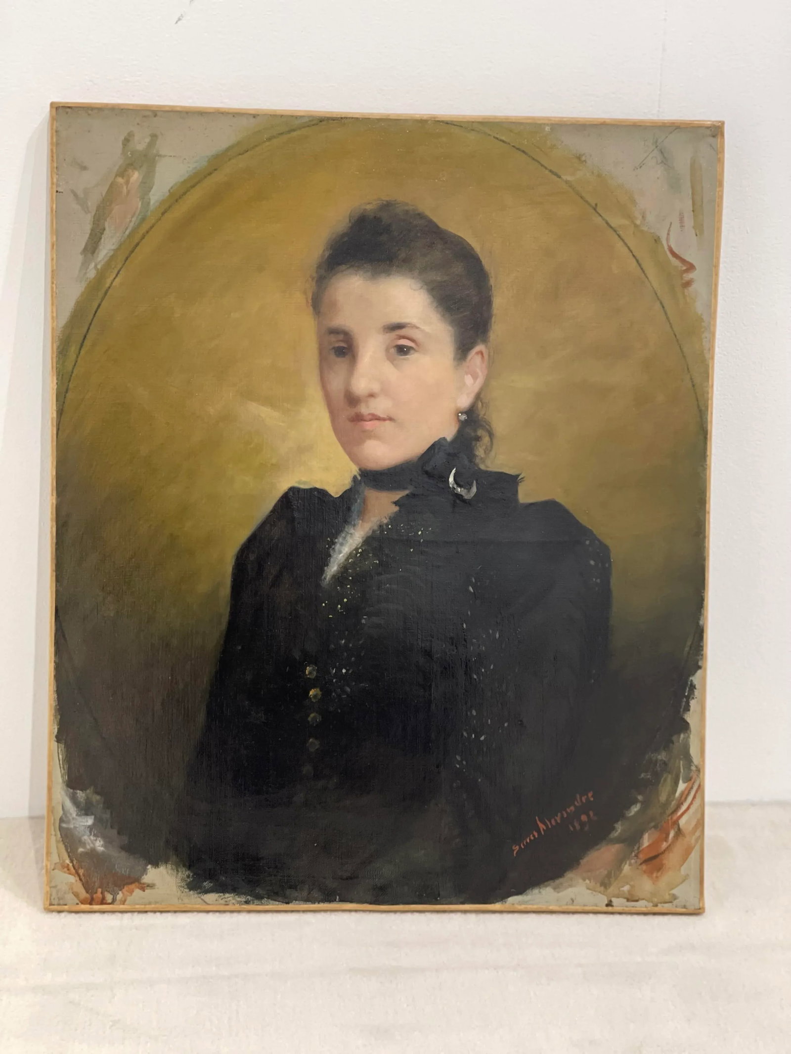 19th Century Medallion Portrait Oil Painting of a Woman on Canvas, Framed - 6