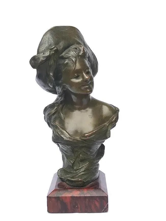 Antique French Art Nouveau Bronze Portrait of a Woman in a Hat by Georges Van Der Straiten - 10