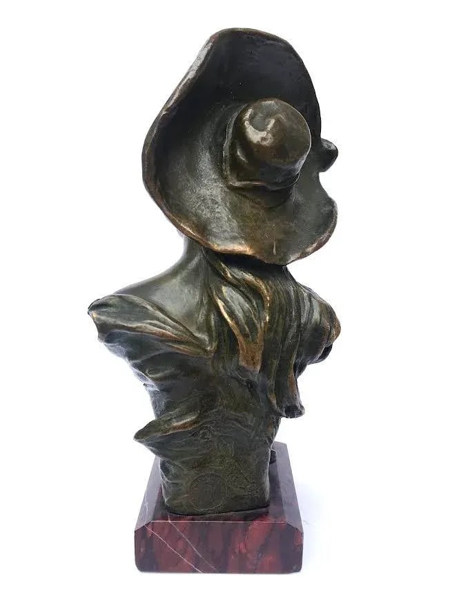 Antique French Art Nouveau Bronze Portrait of a Woman in a Hat by Georges Van Der Straiten - 5