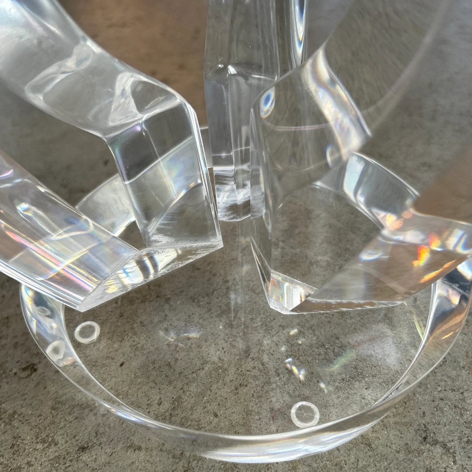 1970s Lucite Curvaceous Abstract Sculpture - 6