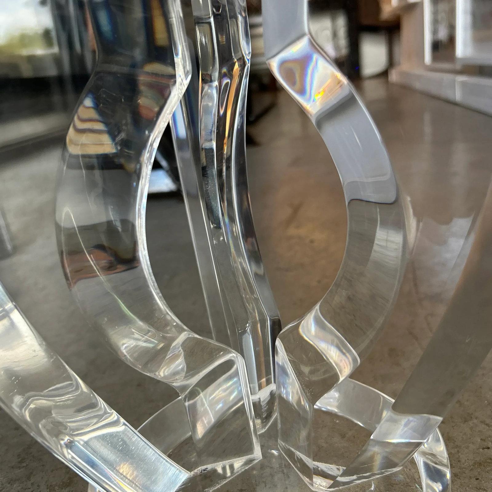 1970s Lucite Curvaceous Abstract Sculpture - 7