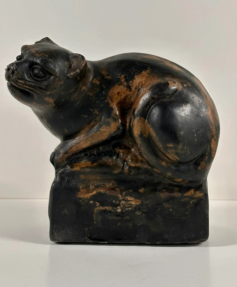 Mystical Creature of the Ancient Cat in Clay, China 1880 - 3