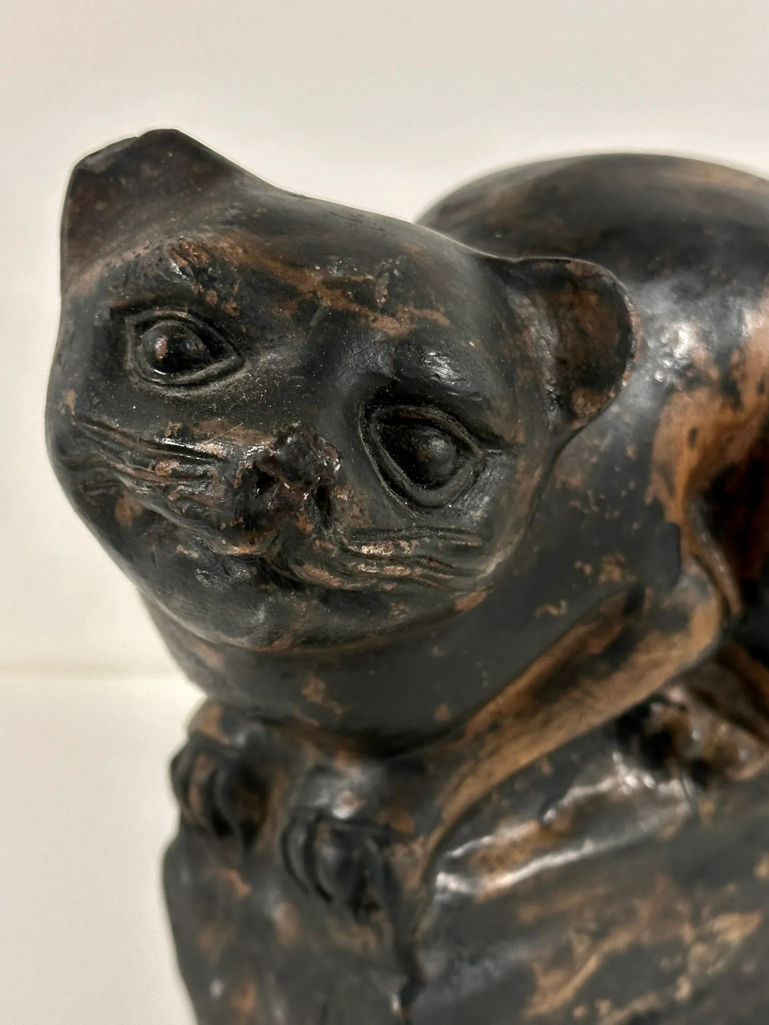 Mystical Creature of the Ancient Cat in Clay, China 1880 - 6