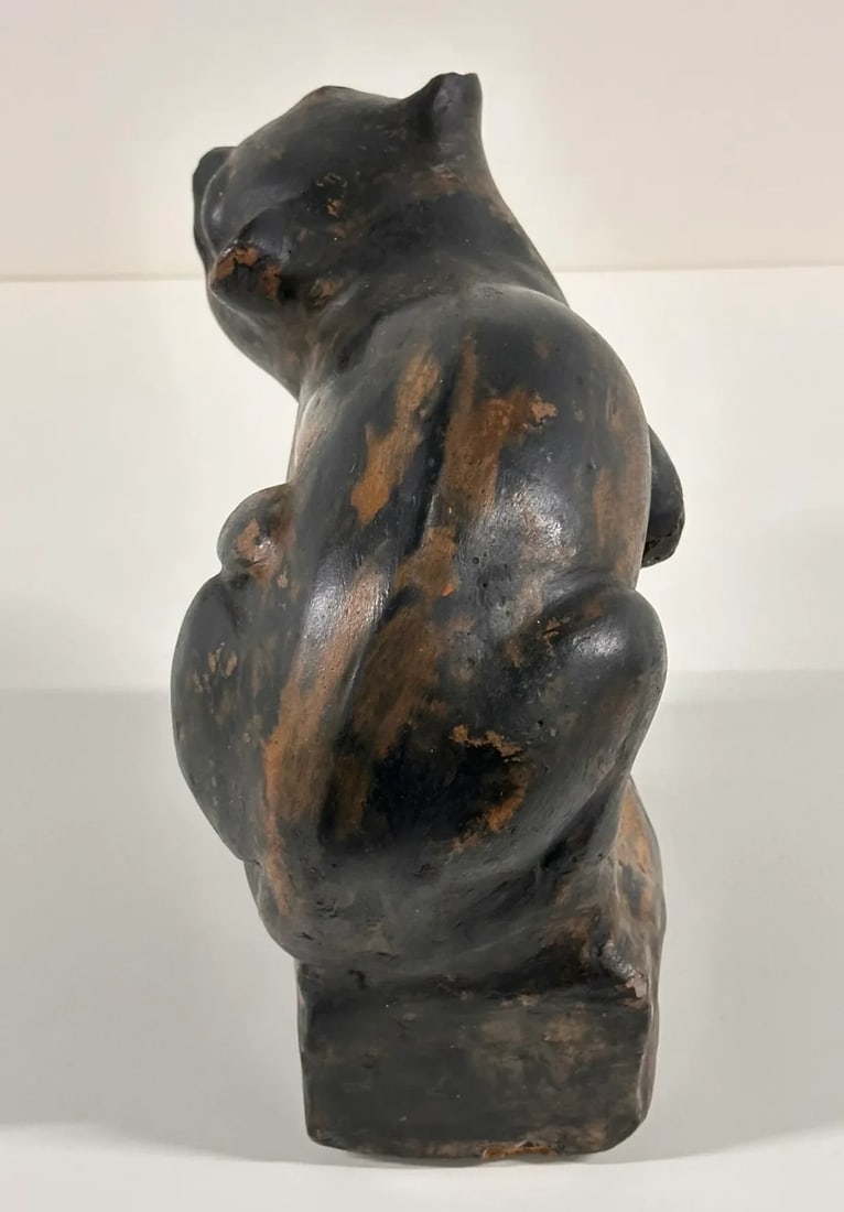 Mystical Creature of the Ancient Cat in Clay, China 1880 - 9